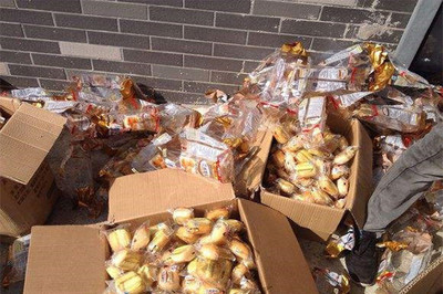 惠州西城區(qū)強化食品安全閉環(huán)管理 過期休閑食品與不合格甜味涂抹醬的專業(yè)化銷毀處置
